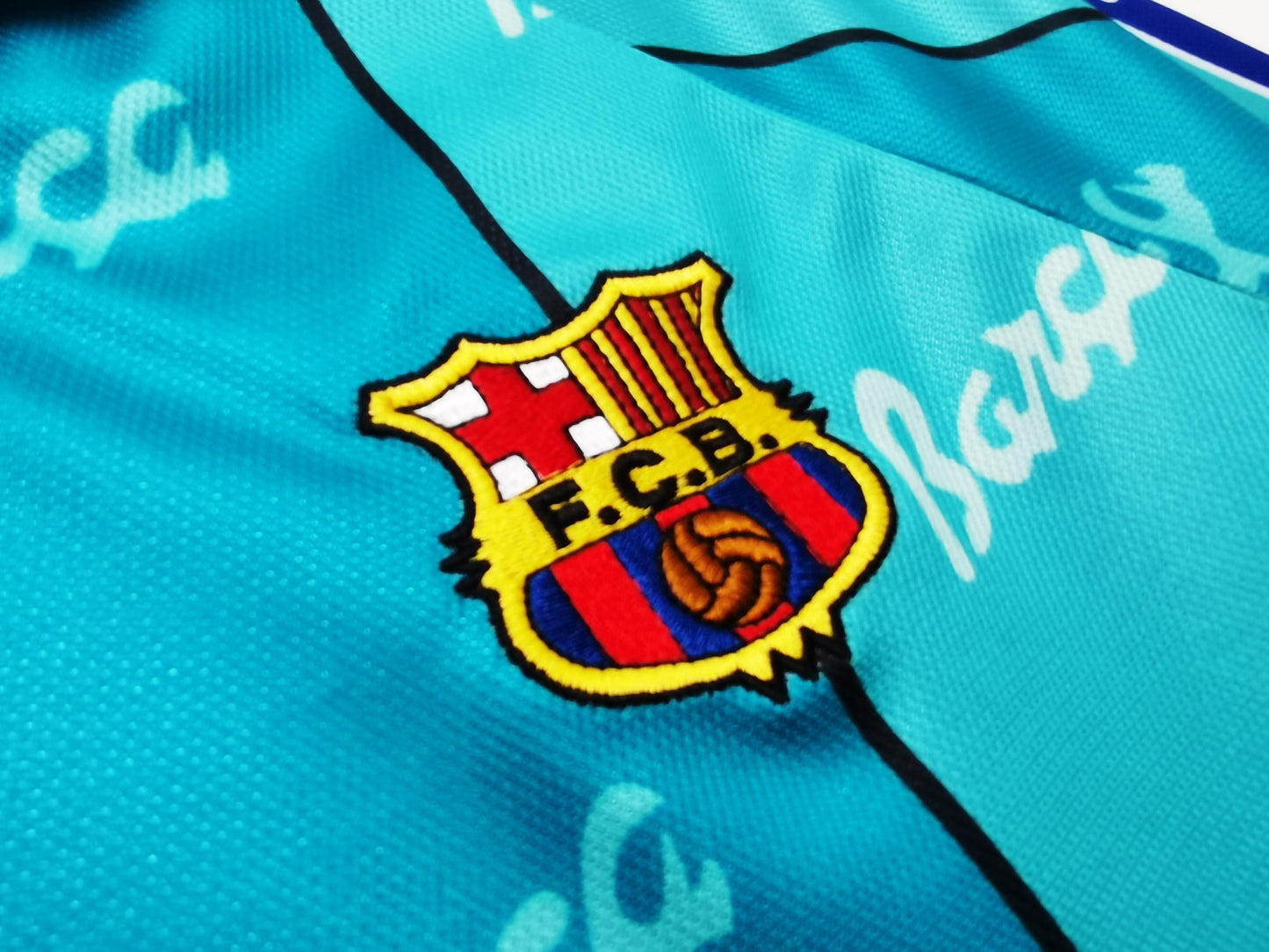 FC Barcelona 1995-1996 Away Jersey