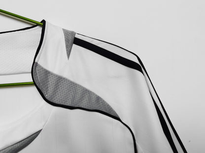 Real Madrid 2006-2007 Retro Long Sleeve Home Kit
