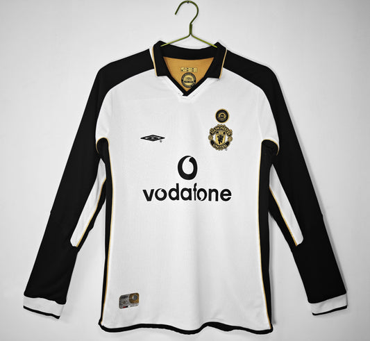 Manchester United 2001-2002 Retro Long Sleeve Third Kit