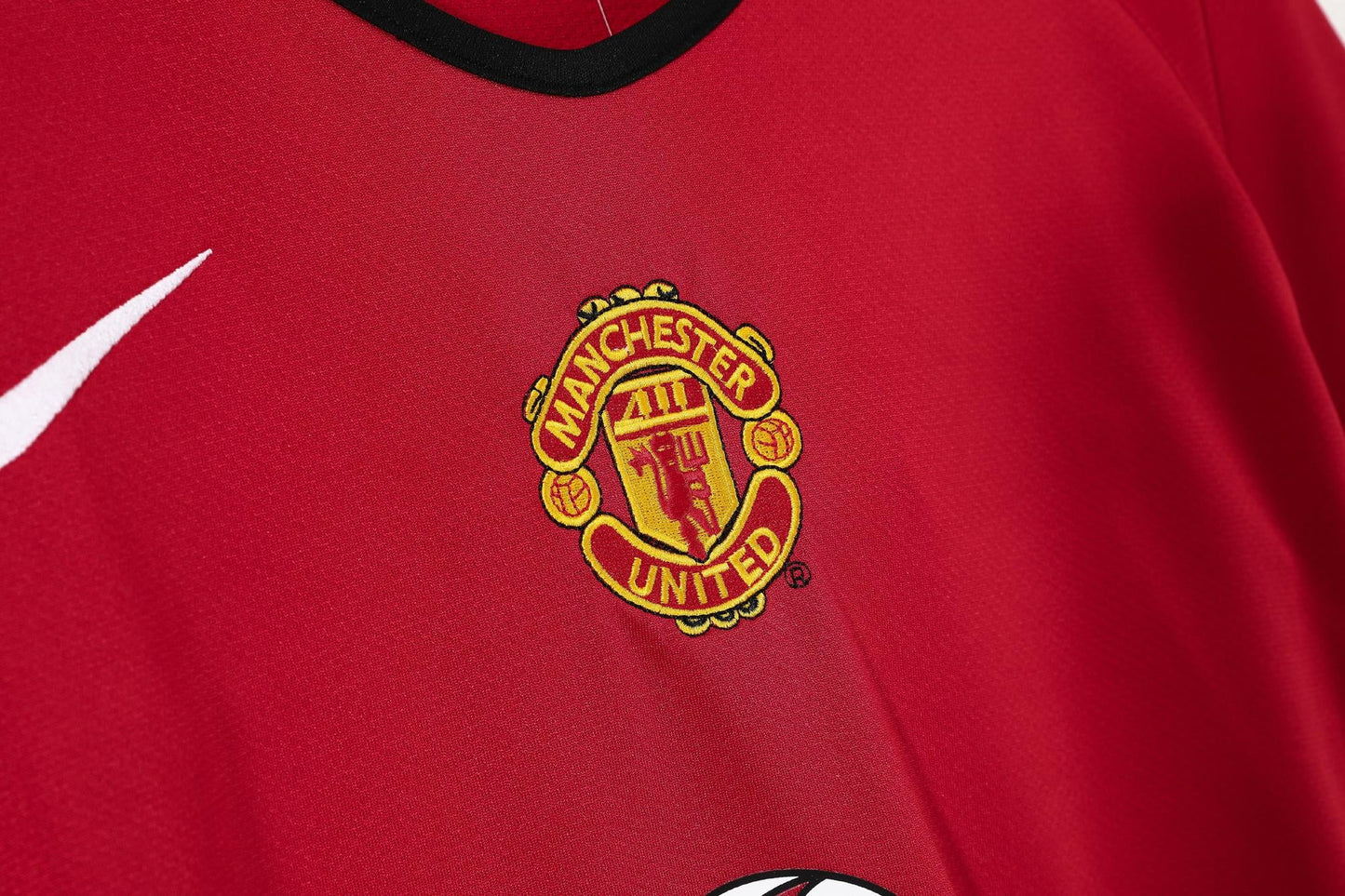 Manchester United 2004-2005 Home Jersey