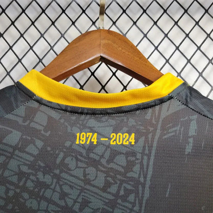 Borussia Dortmund "Royal Crest" Special Jersey
