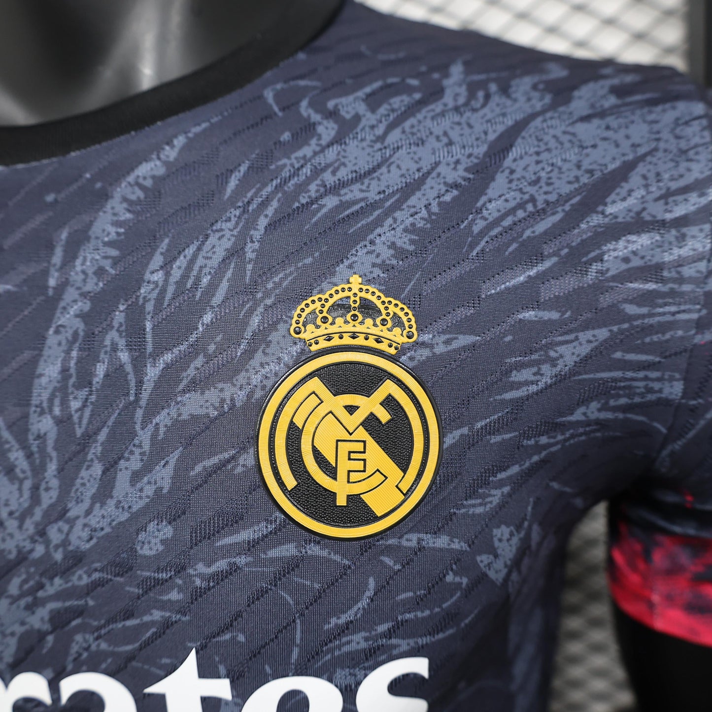 Real Madrid "Dragón Escarlata" Special Jersey