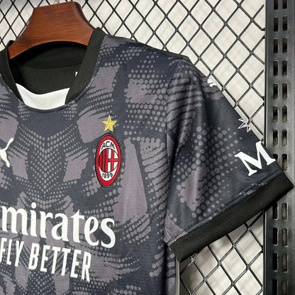 24/25 AC Milan Goalkeeper Kit Kids Size