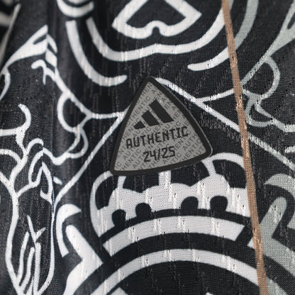 Real Madrid "Royal Majesty" Special Jersey