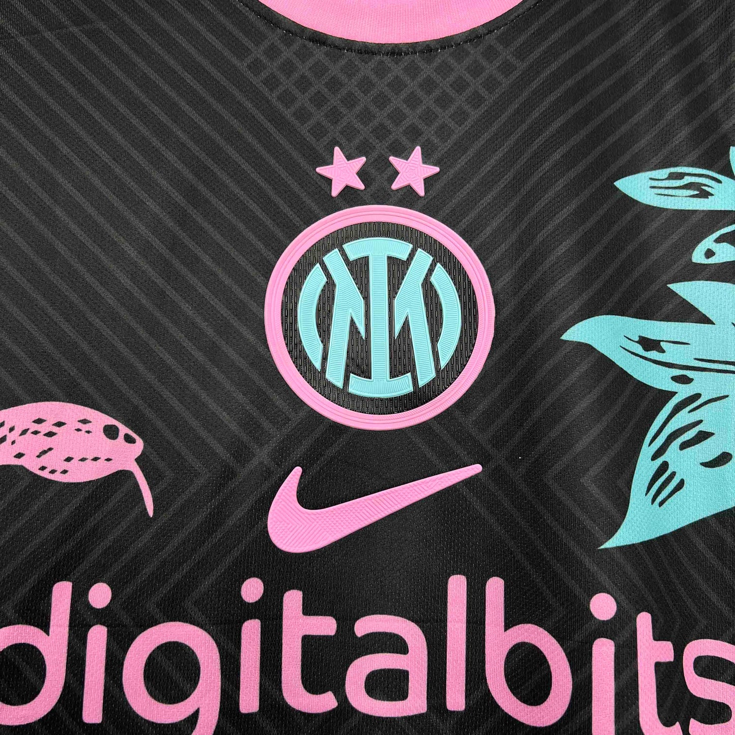 Inter Milan “Serpiente Rosa” Special Kit