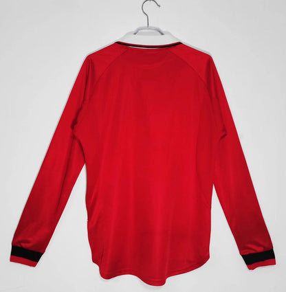 Manchester United 1999 Retro Long Sleeve Champions League Kit