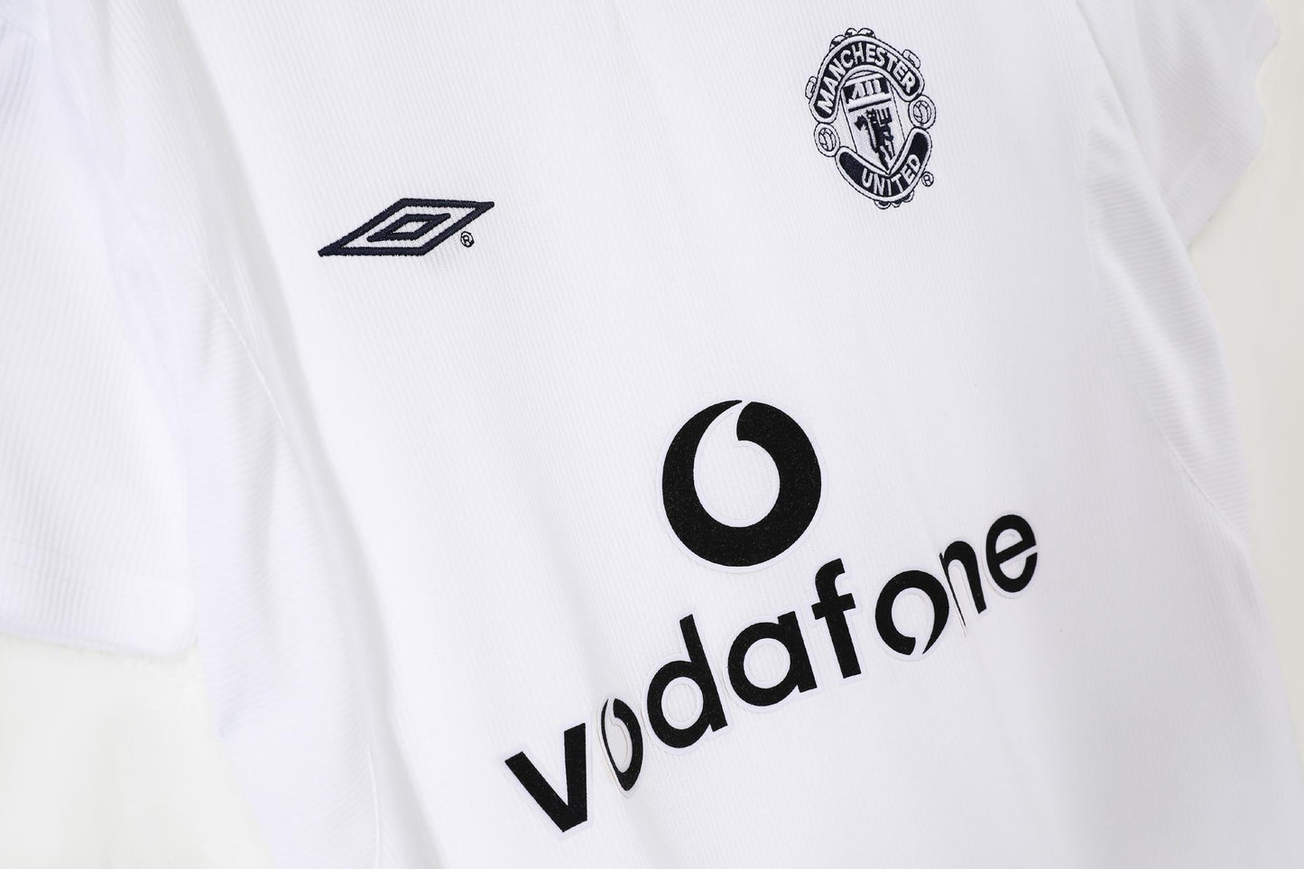 Manchester United 2000-2001 Away Jersey