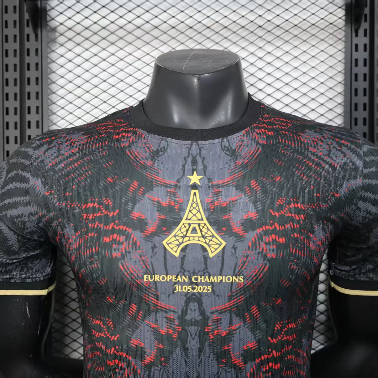 PSG “Eiffel Eclipse” Special Kit