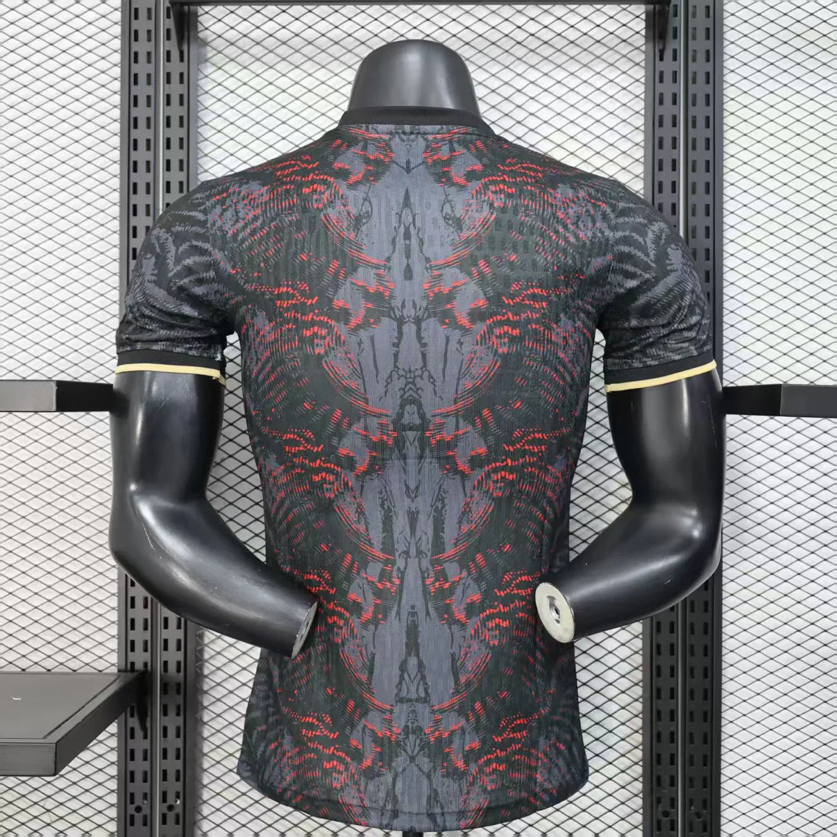 PSG “Eiffel Eclipse” Special Kit