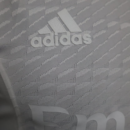 Arsenal "Pure Elegance" Special Jersey