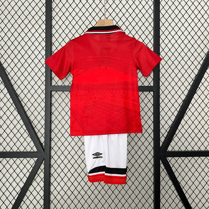 Manchester United Retro 94/96 Home   Kids Size