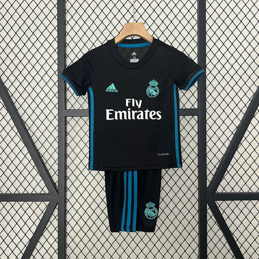 Real Madrid Retro 17/18 Away   Kids Size