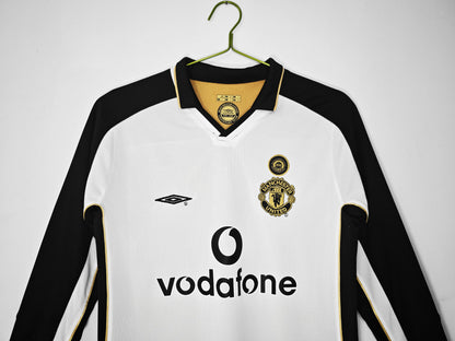 Manchester United 2001-2002 Retro Long Sleeve Third Kit