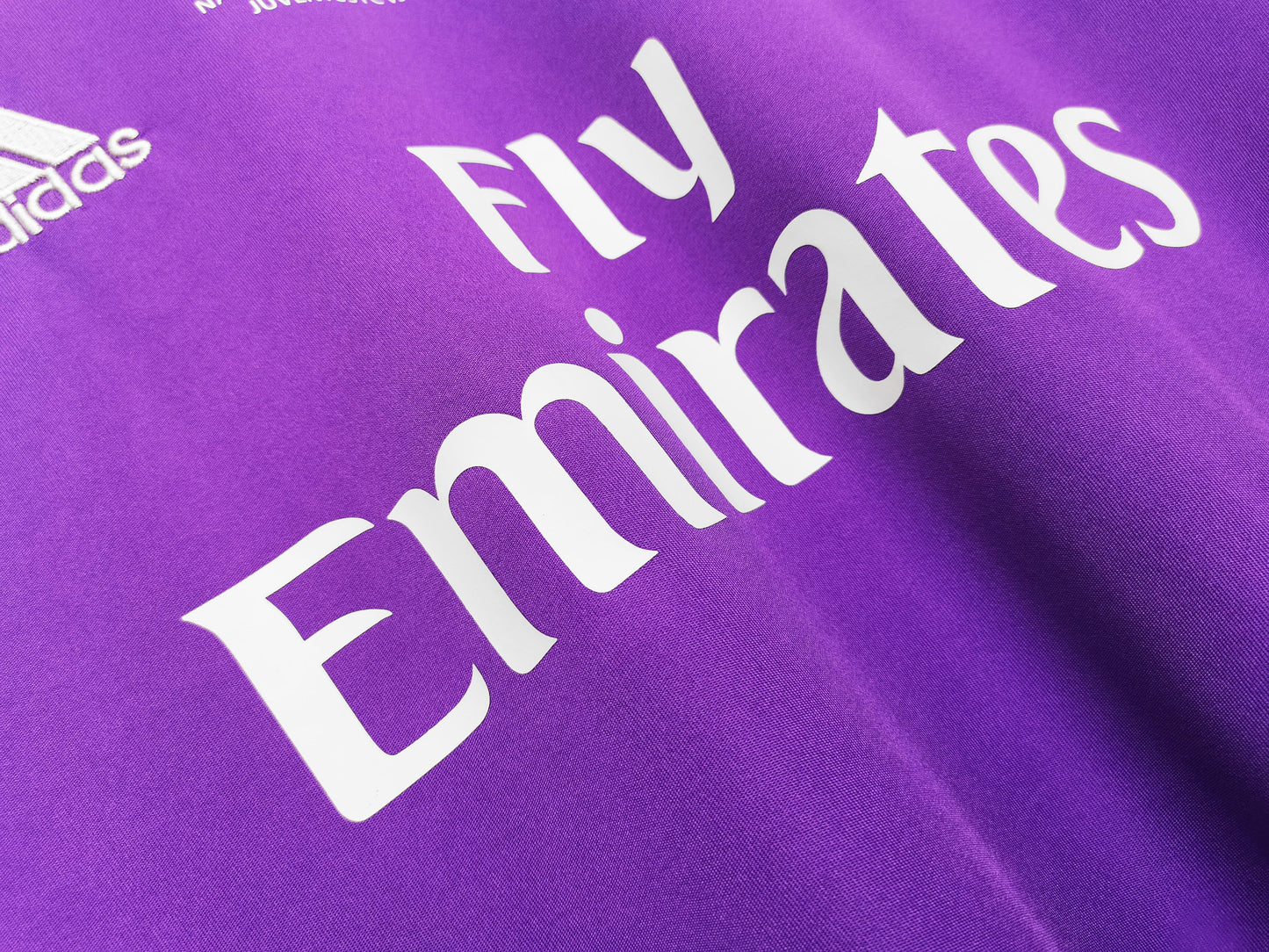 Real Madrid 2016-2017 Retro Long Sleeve Away Kit