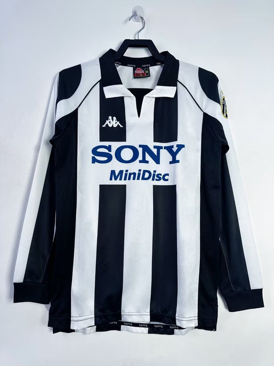 Juventus 1998-1999 Retro Home Long Sleeve Kit