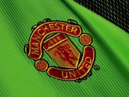 Manchester United 1998–1999 Retro Long Sleeve Goalkeeper Kit